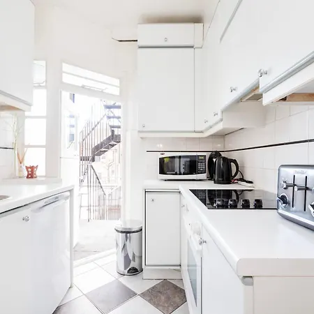 Executive Knightsbridge Apartment Londen Buitenkant foto